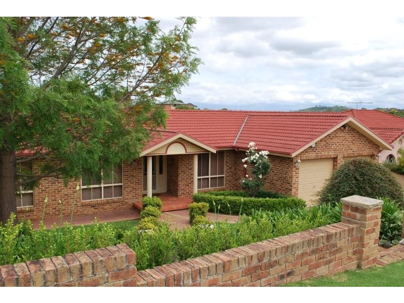 10 Hartford Ave, Glen Alpine NSW 2560