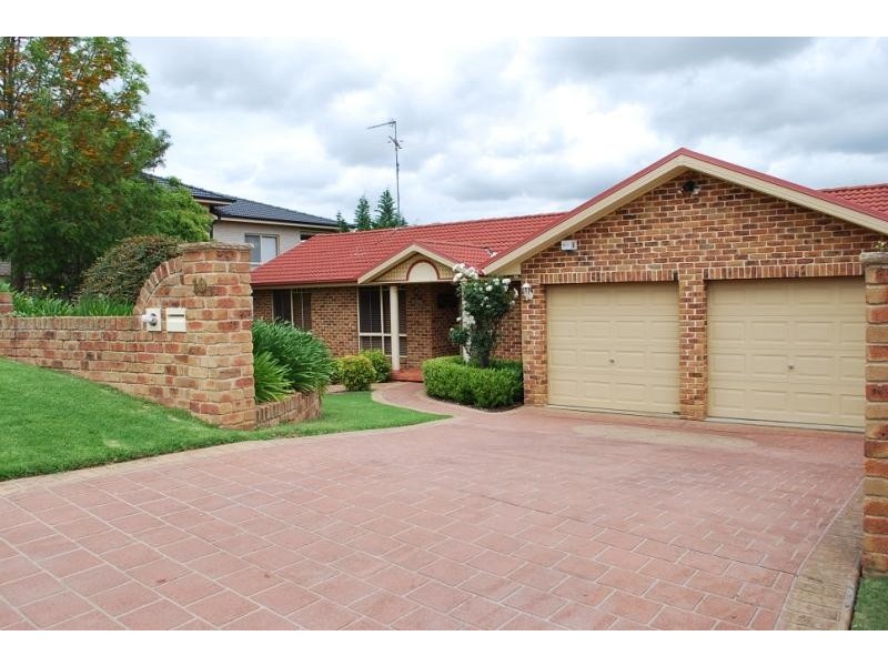 10 Hartford Ave, Glen Alpine NSW 2560