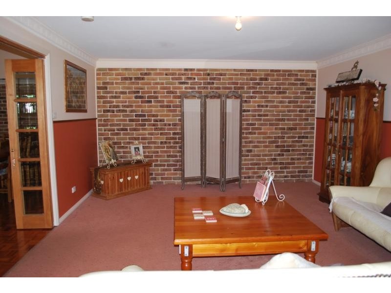 10 Hartford Ave, Glen Alpine NSW 2560