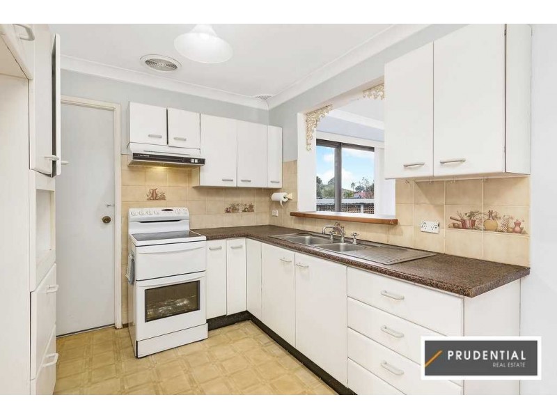 32 Cabernet Avenue, Eschol Park NSW 2558