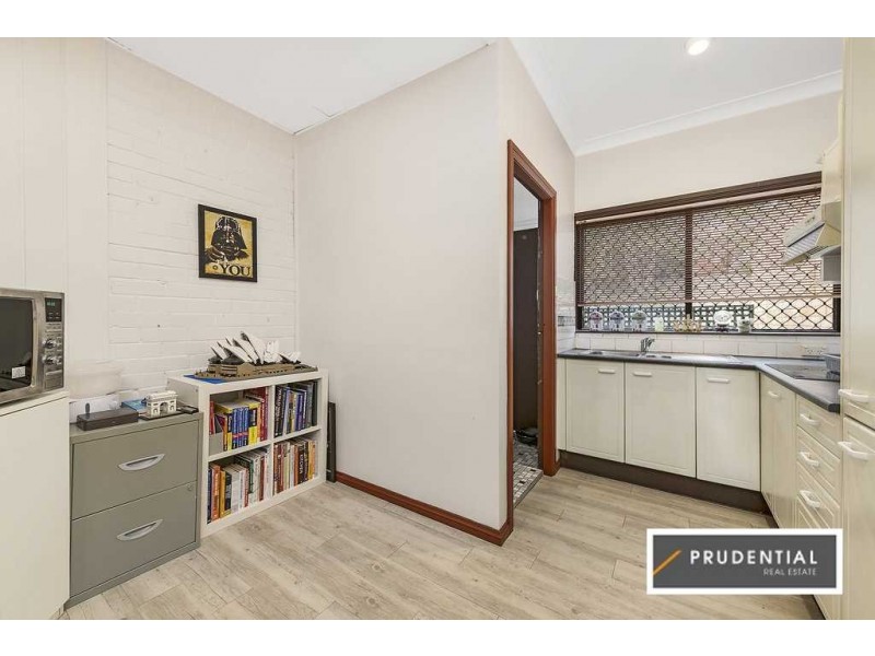 6/49 Sturt Street, Campbelltown NSW 2560