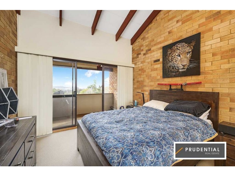 6/49 Sturt Street, Campbelltown NSW 2560