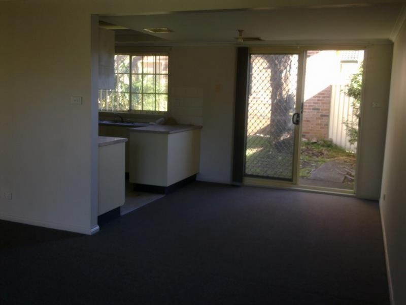 11/5 Wickfield Circuit, Ambarvale NSW 2560