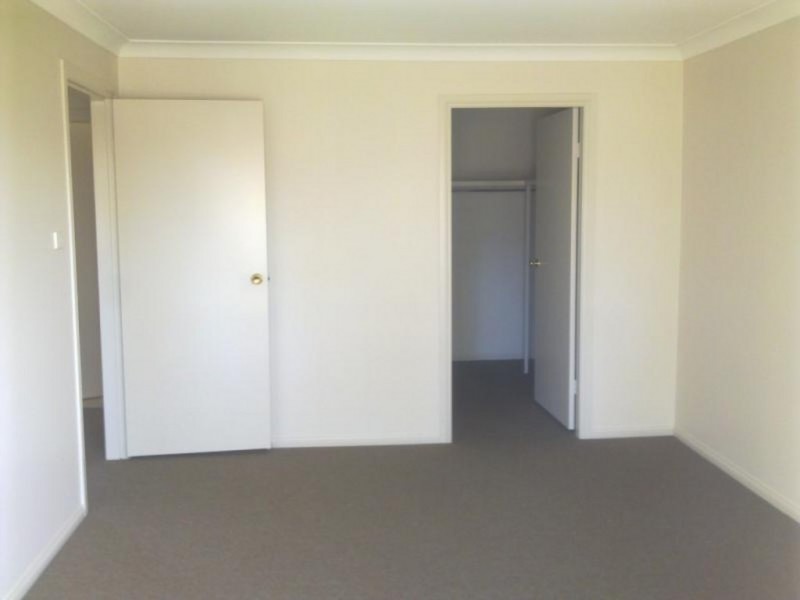 11/5 Wickfield Circuit, Ambarvale NSW 2560