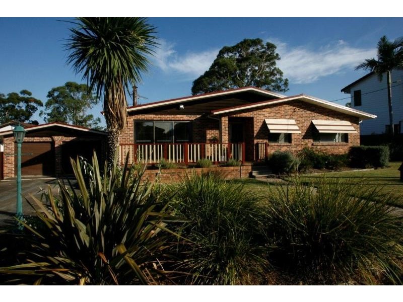 24 Macquarie Avenue, Campbelltown NSW 2560