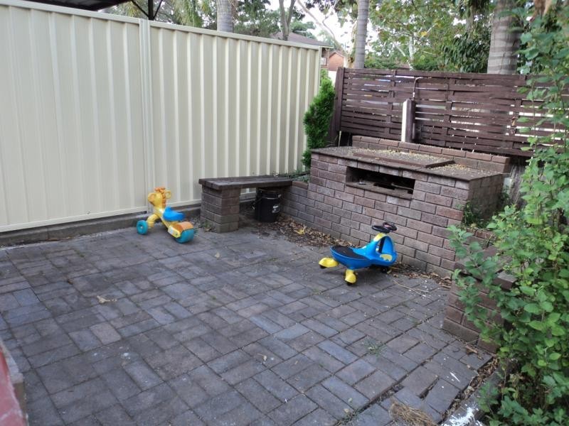 68 Fluorite Place, Eagle Vale NSW 2558