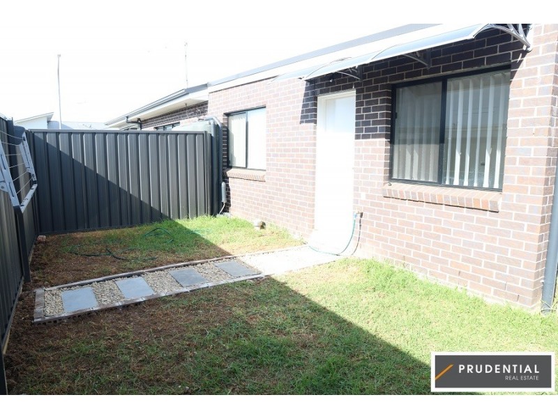 27a Tamora Street, Rosemeadow NSW 2560