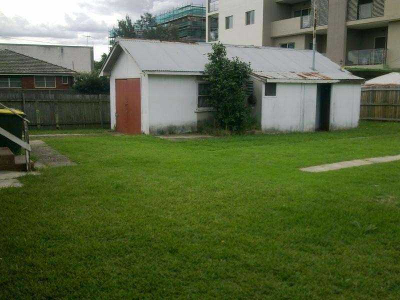 28 Iolanthe Street, Campbelltown NSW 2560