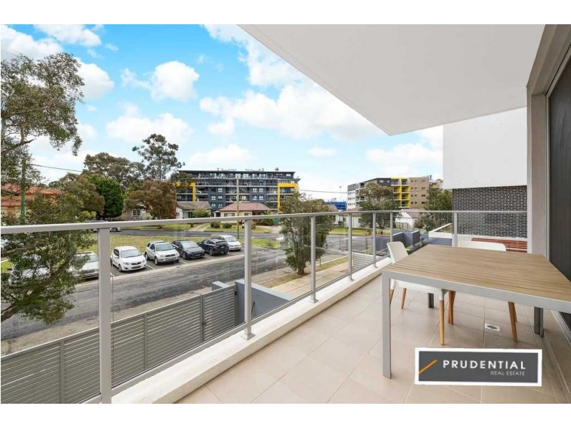 42/12-20 Tyler Street, Campbelltown NSW 2560