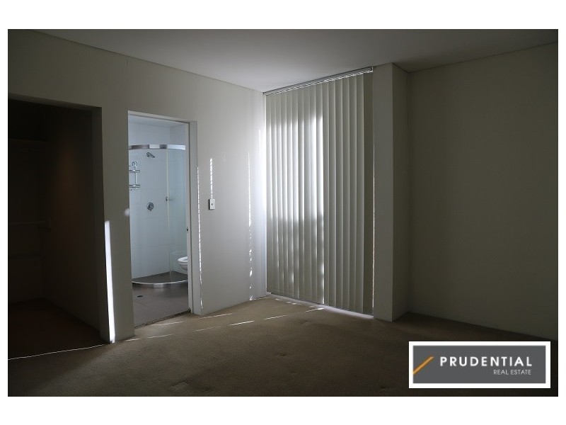 27/12-18 Bathurst Street, Liverpool NSW 2170