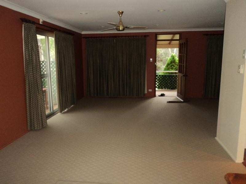 92 Hansens Rd, Minto NSW 2566