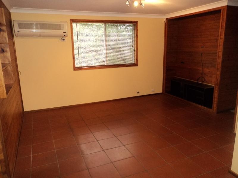 92 Hansens Rd, Minto NSW 2566