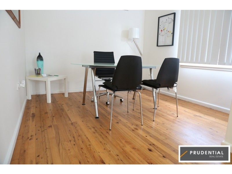 530 Pembroke Rd, Leumeah NSW 2560