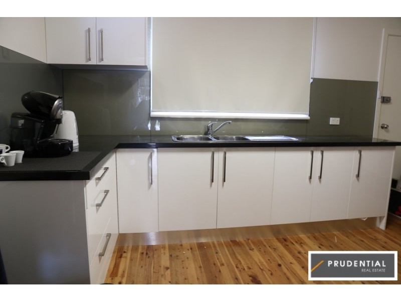 530 Pembroke Rd, Leumeah NSW 2560