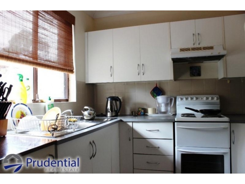 1/19 Stewart Street, Campbelltown NSW 2560