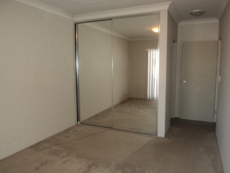7-9/46 King Street, Campbelltown NSW 2560
