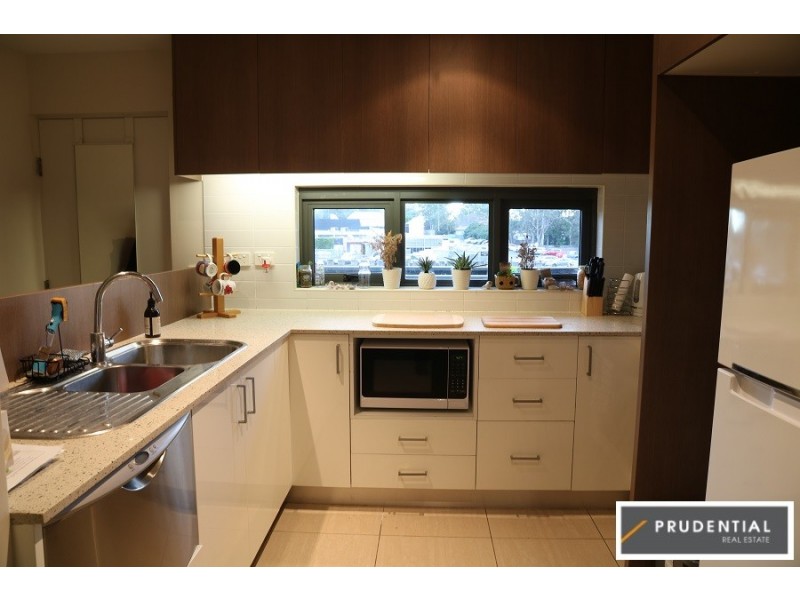 1F/541 Pembroke Rd, Leumeah NSW 2560