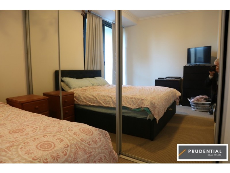 1F/541 Pembroke Rd, Leumeah NSW 2560