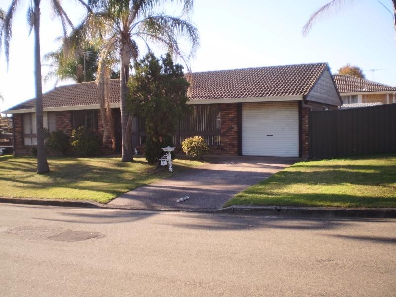 7 Monavale Place, Woodbine NSW 2560