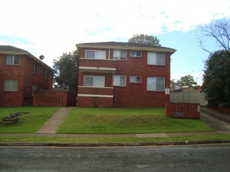4/88 Dumaresq St, Campbelltown NSW 2560