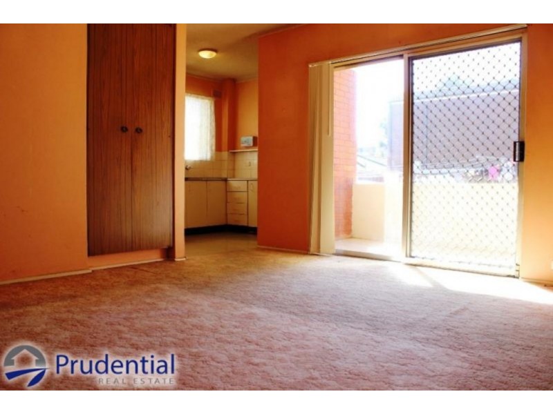 4/88 Dumaresq St, Campbelltown NSW 2560