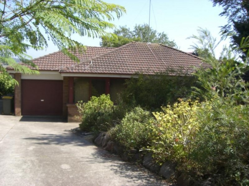 6 Cobb Place, Ambarvale NSW 2560