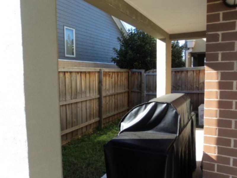 24 St Simon Cl, Blair Athol NSW 2560