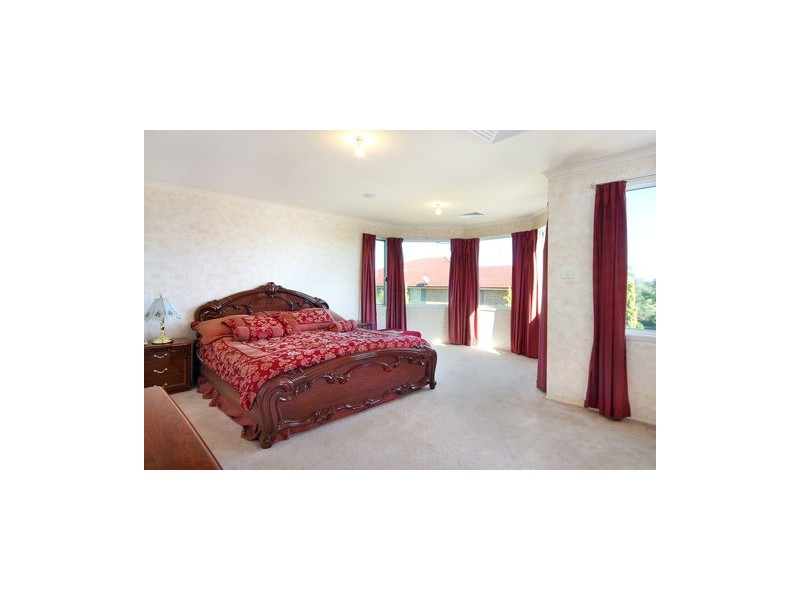 Glen Alpine NSW 2560