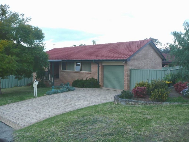 Bradbury NSW 2560