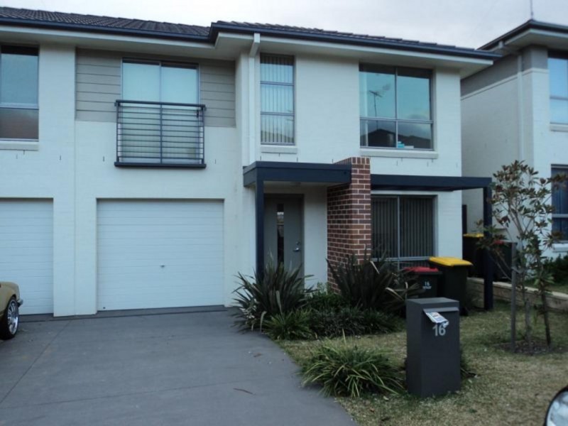 16 Kippax Avenue, Leumeah NSW 2560