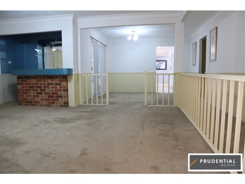 65 Othello Ave, Rosemeadow NSW 2560