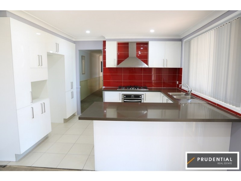 65 Othello Ave, Rosemeadow NSW 2560
