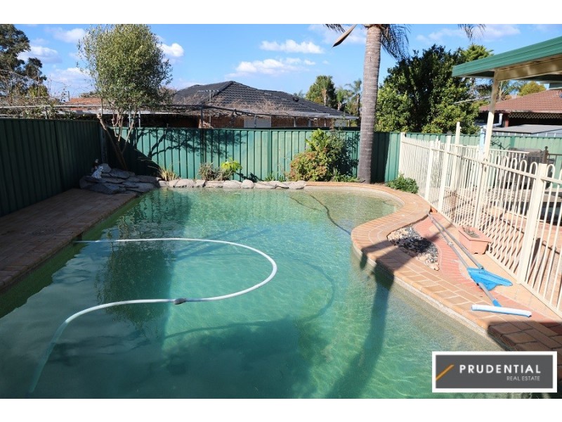65 Othello Ave, Rosemeadow NSW 2560