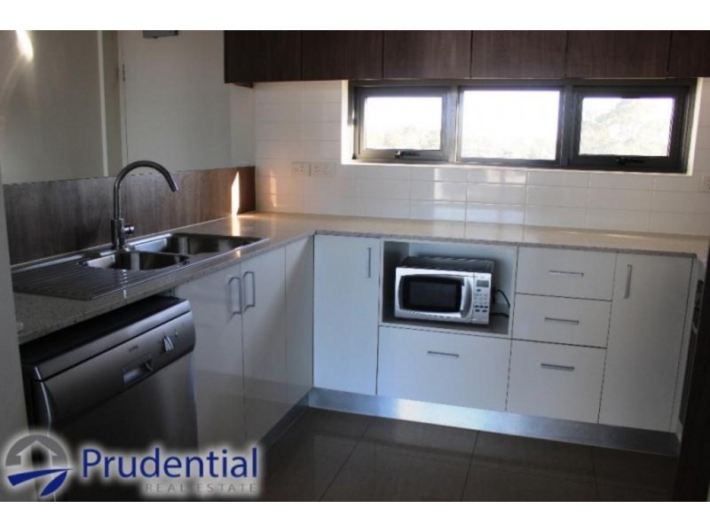 36F/541 Pembroke Road, Leumeah NSW 2560