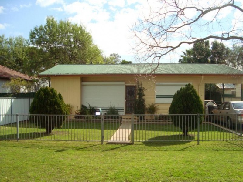 45 Surrey Street, Minto NSW 2566
