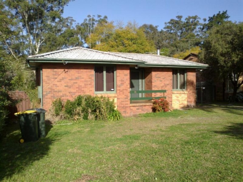 76 Carrington Circuit, Leumeah NSW 2560