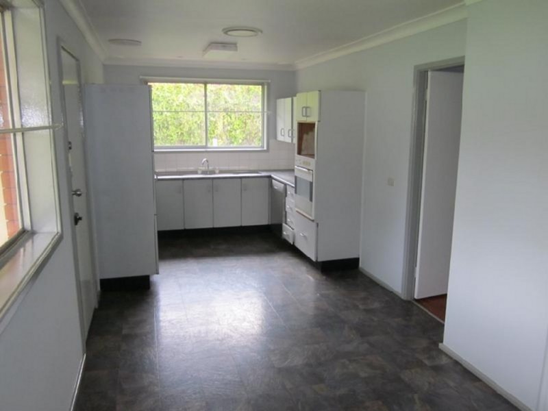 6 Paterson Street, Campbelltown NSW 2560