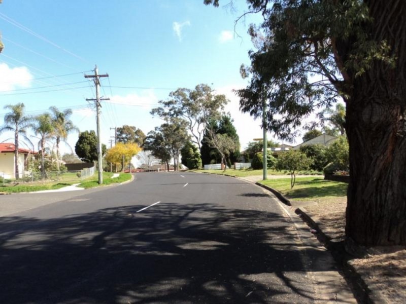 34 Carrington Circuit, Leumeah NSW 2560