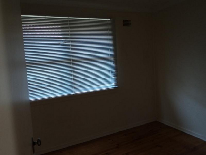 34 Carrington Circuit, Leumeah NSW 2560