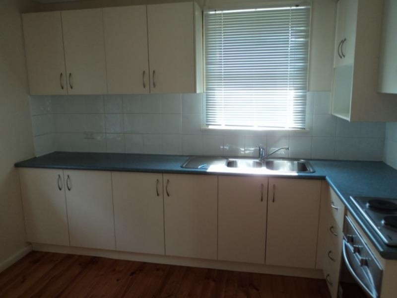 34 Carrington Circuit, Leumeah NSW 2560