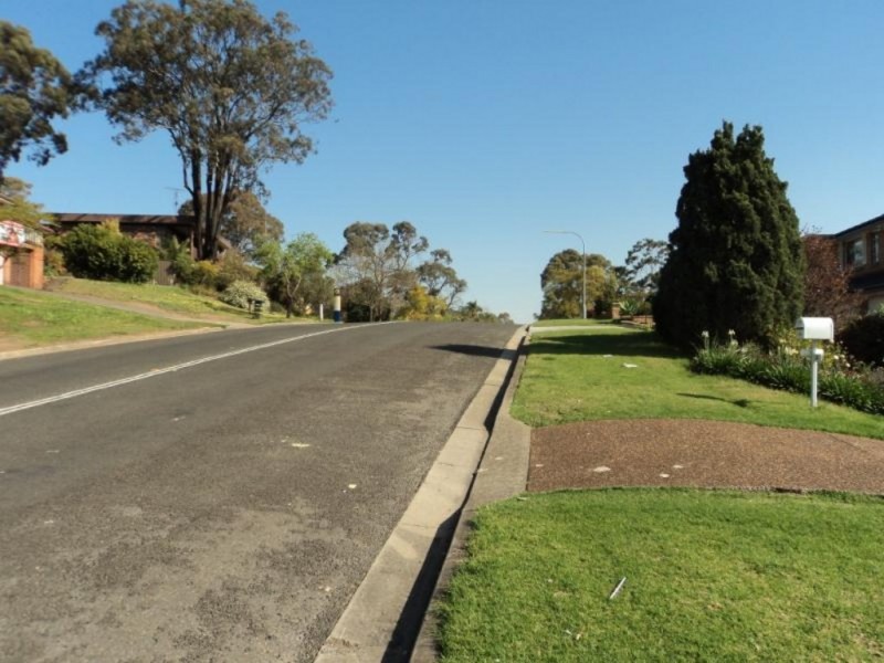 32 Parkhill Avenue, Leumeah NSW 2560