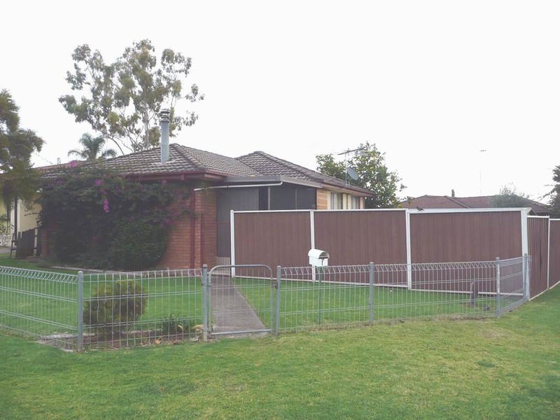 Minto NSW 2566