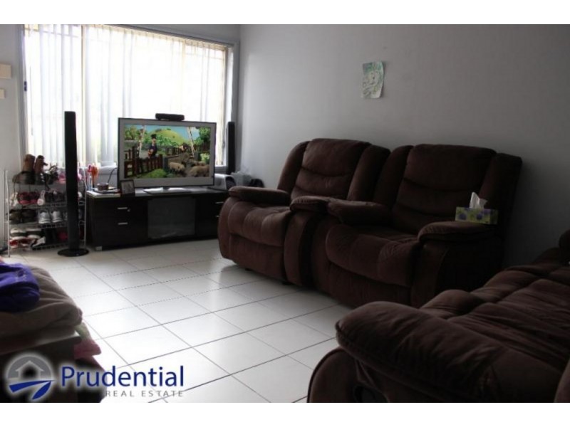 2/42 Wickfield Circuit, Ambarvale NSW 2560