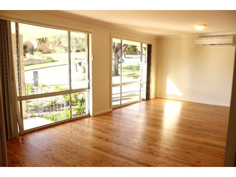 36 Bimbadeen Avenue, Bradbury NSW 2560