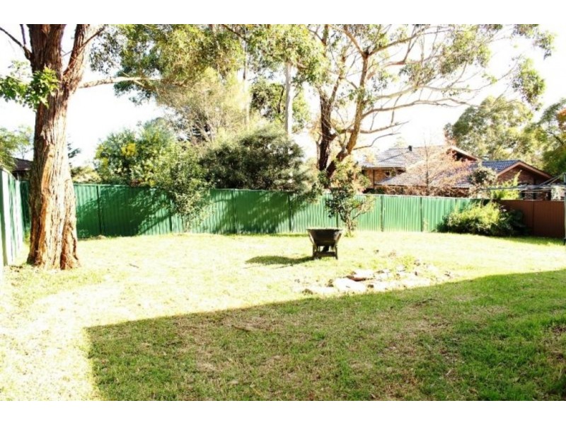 36 Bimbadeen Avenue, Bradbury NSW 2560