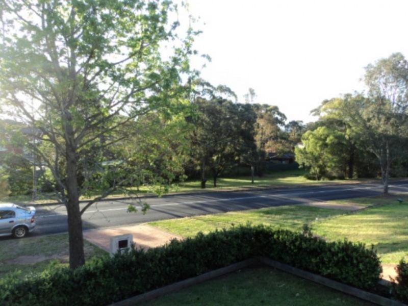 42 Amundsen Street, Leumeah NSW 2560