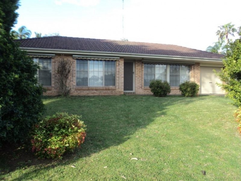 33 Malachite Road, Eagle Vale NSW 2558