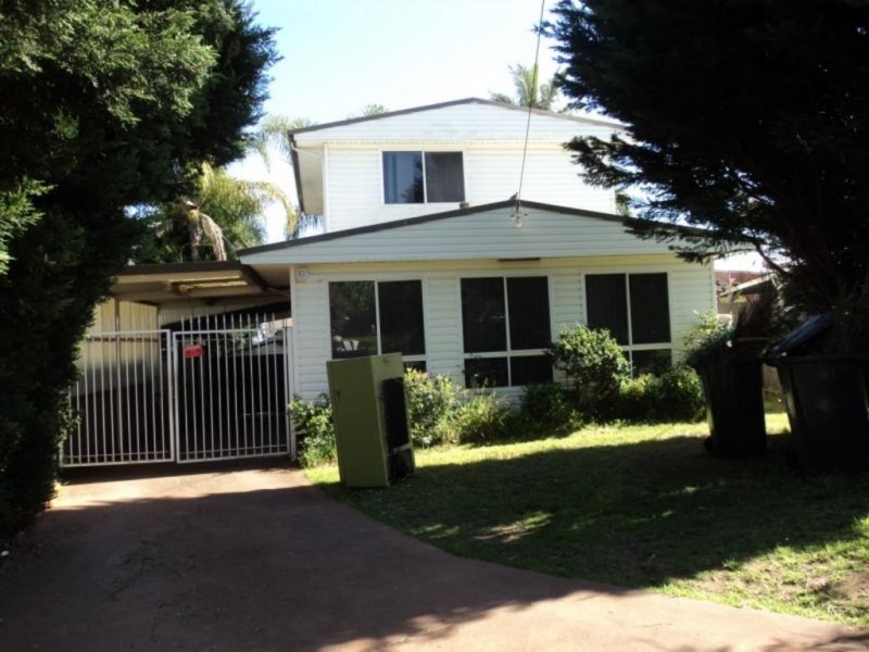 3 Kendall Street, Campbelltown NSW 2560