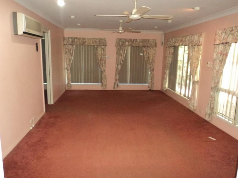 3 Kendall Street, Campbelltown NSW 2560