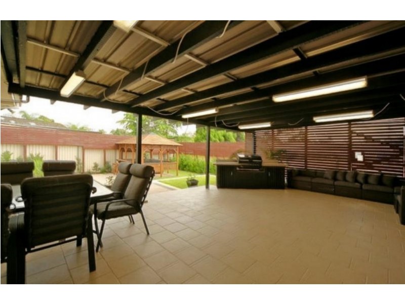 12 Sapphire Place, Eagle Vale NSW 2558